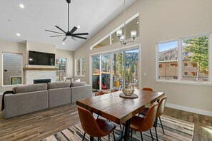 Dining - The Liftview: 3BR home at Purgatory Resort (Durango)