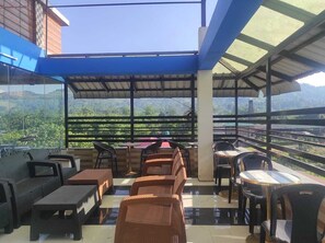 Restaurant - Hotel SG Hub Tower (Tinsukia)