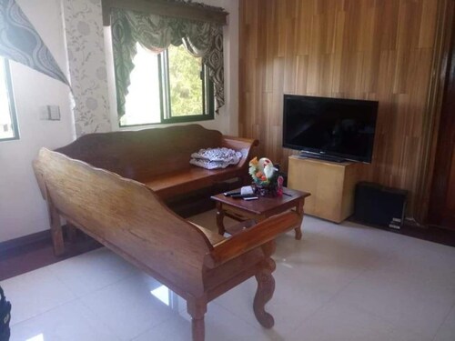 Aguinaldos Home-Stay 
3 storey bldg located in town proper, walking distance. 