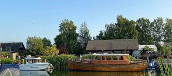 Holiday Home 'Fischerhaus Zecherin' with Private Terrace, Private Garden and Wi-Fi