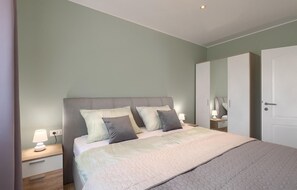 8 bedrooms, iron/ironing board, travel cot, free WiFi