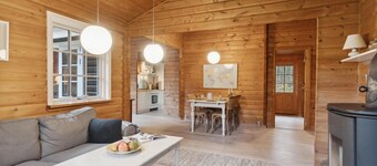 Stunning home in ålbæk with WiFi