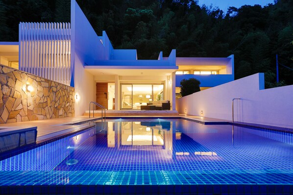 tsuki, Non Smoking | 3 habitaciones, ropa de cama de alta calidad, edredón y escritorio 