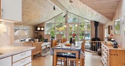 Awesome home in Rødby with kitchen