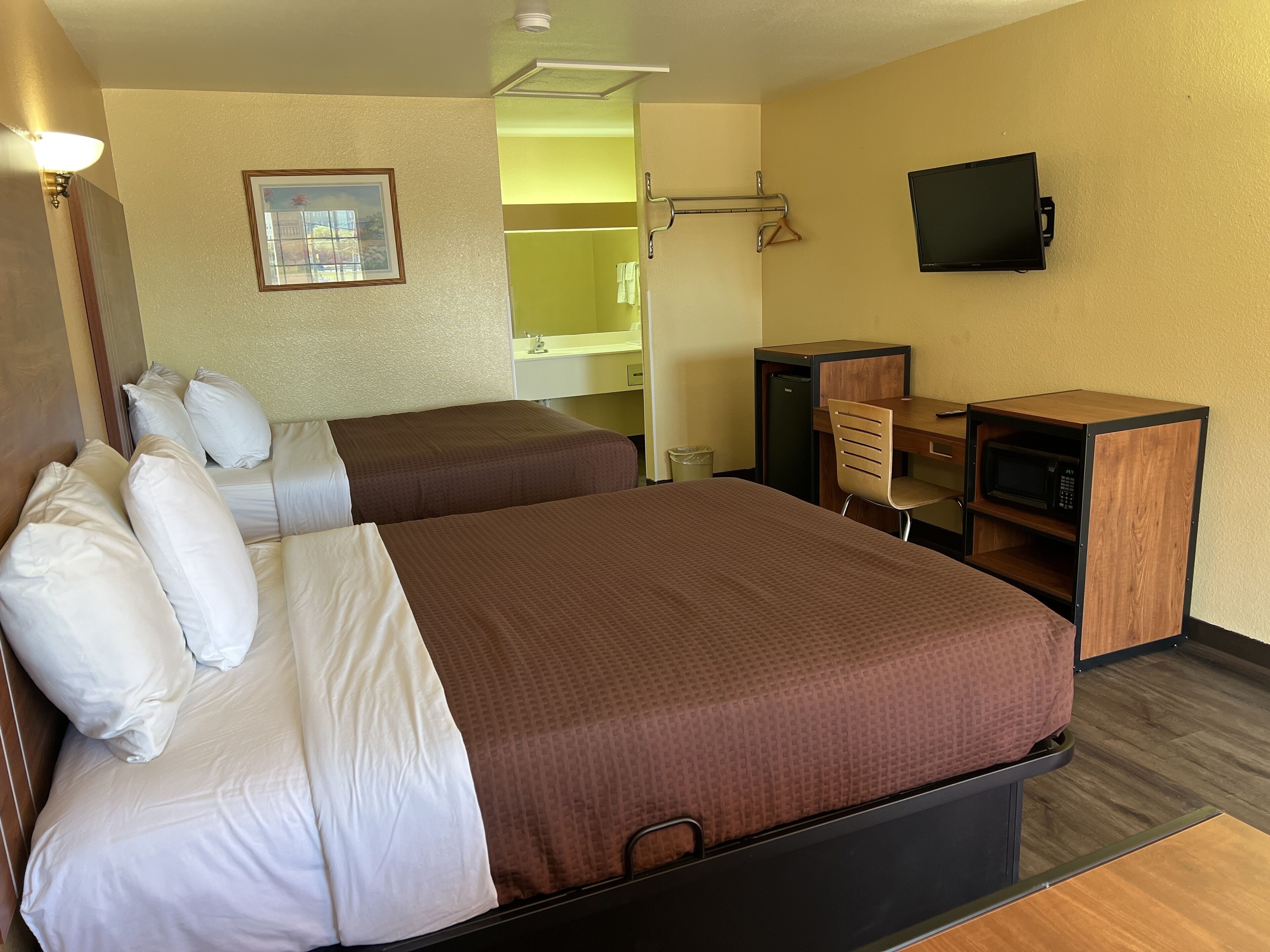 Photo - Executive Inn & Suites Near Lackland AFB