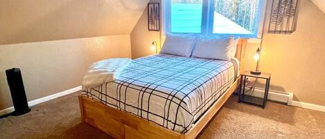 1 Schlafzimmer, Schreibtisch, Bügeleisen/Bügelbrett, Reisekinderbett