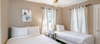 Close to Midtown & Parks - Little Blue