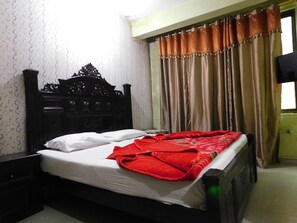 Room | Free WiFi - Hotel Al Feroz (Islamabad)