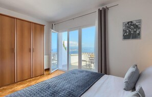 8 bedrooms, iron/ironing board, travel crib, free WiFi