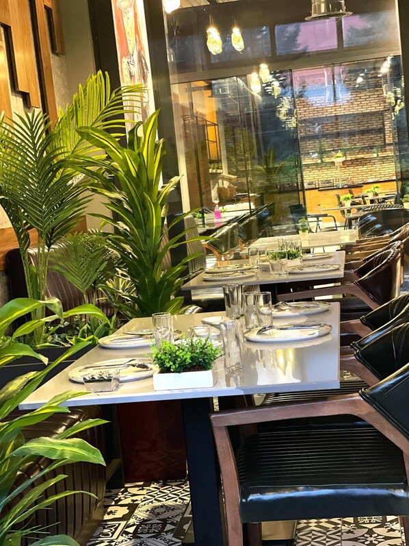 Restaurant - Rest & More by Dedeman Mersin Erdemli (Erdemli)