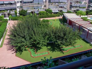 المنطقة المحيطة بالمنشأة