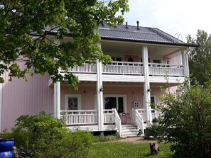 Exterior - Wanhan neuvolan majatalo (Pieksamaki)