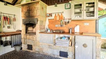 Fridge, microwave, cookware/dishes/utensils