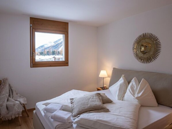 2 bedrooms, Internet