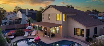Peoria Paradise: Basketball | Heated Pool | Games