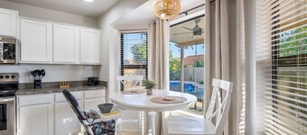 NEW Sportscourt|Huge Pool|Gameroom|Peoria Paradise