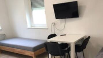 7 Schlafzimmer, kostenloses WLAN, Bettwäsche