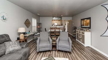 Smart TV, oficina y impresora