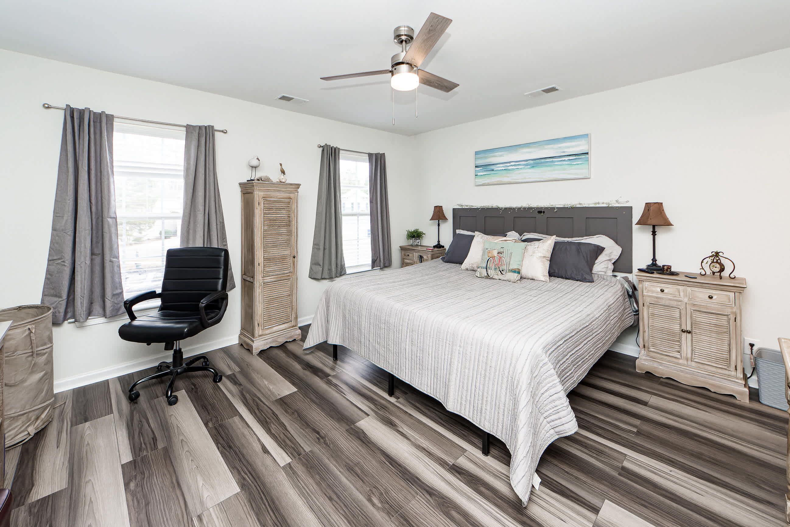 3 bedrooms, iron/ironing board, travel cot, WiFi