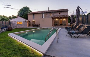 Pool - Stunning home in Pazin (Pazin)