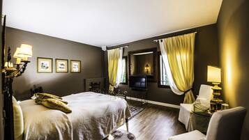 3 chambres, bureau, Wi-Fi gratuit, draps fournis