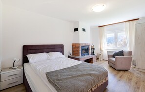 4 sovrum, resesäng, gratis wi-fi och sängkläder