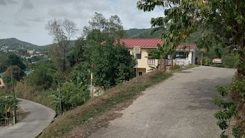 Apartment, 3 Bedrooms, Balcony, Garden View | View from property