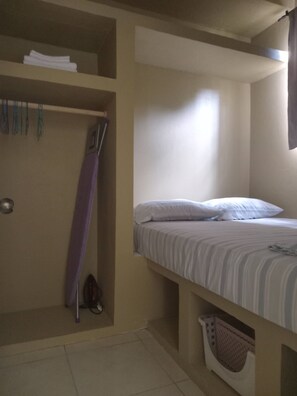 3 bedrooms - Near Ferry, Airport, Shops, Beaches, Atms, Rodney Bay and Castries - Free Pickup (Castries)