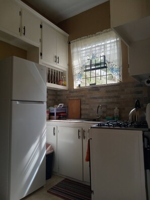 Apartamento, 3 habitaciones, balcón, vistas al jardín | Interior