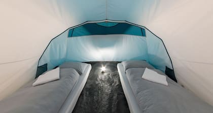 Luxury Camping & hotel tents at the F1 and MotoGP. 20 minute from the circuit