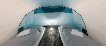 Luxury Camping & hotel tents at the F1 and MotoGP. 20 minute from the circuit