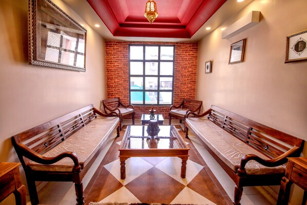 로비 좌석 공간