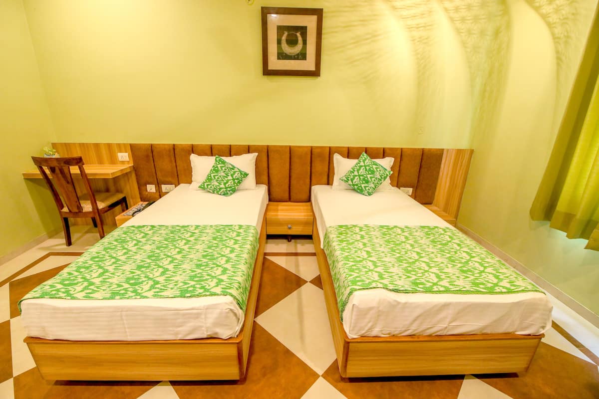 Twin Room with Balcony