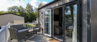 18 Woodlands Retreat