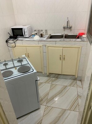 Apartment, 1 Bedroom, Smoking, Balcony | Interior