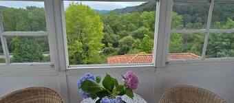  Corias Apartamentos Rurales junto al Bosque encantado y Rio Narcea