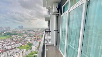 Apartamento Deluxe, 3 habitaciones, balcón | Vistas del balcón