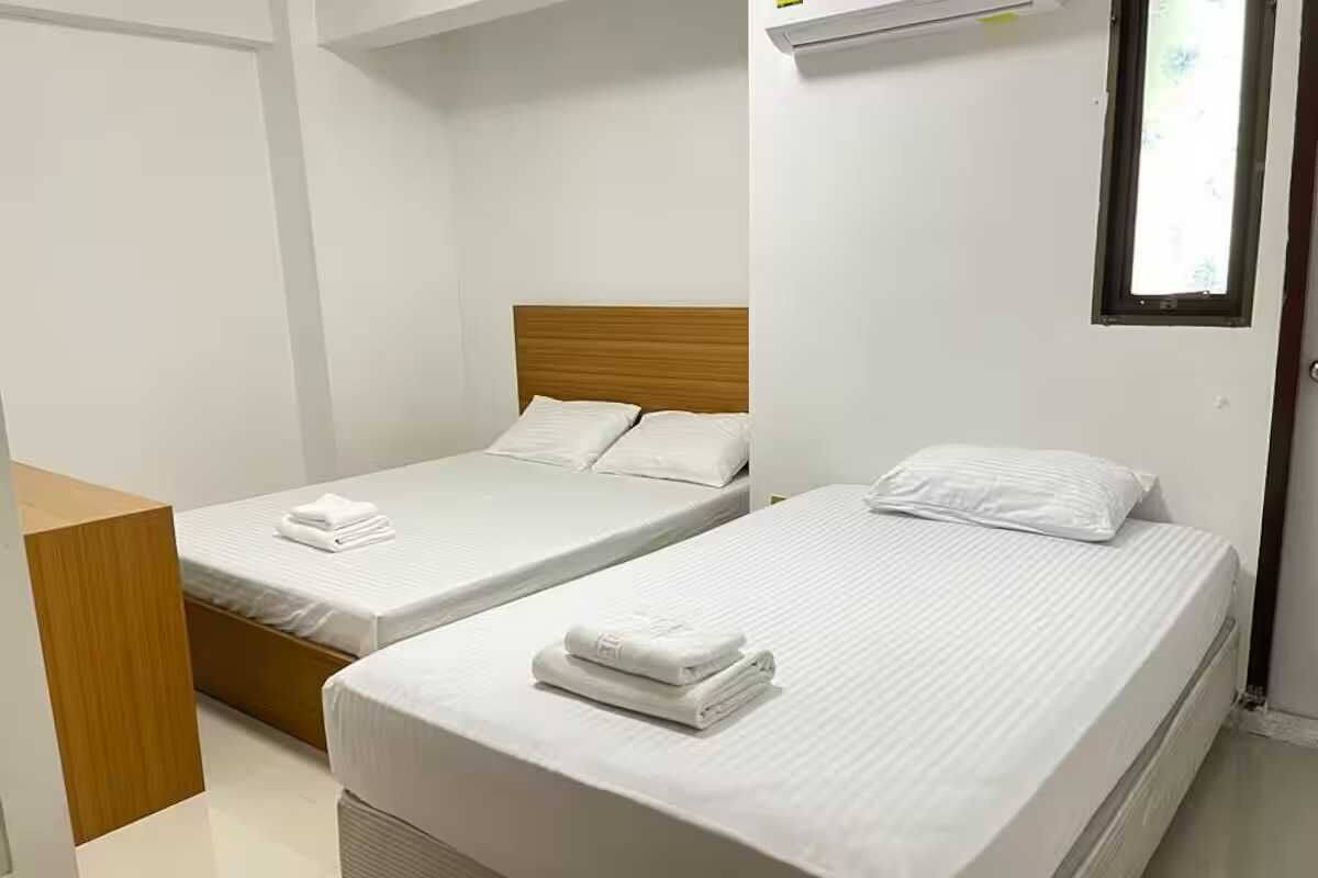 1 quarto, individualmente decorados, individualmente mobiliados