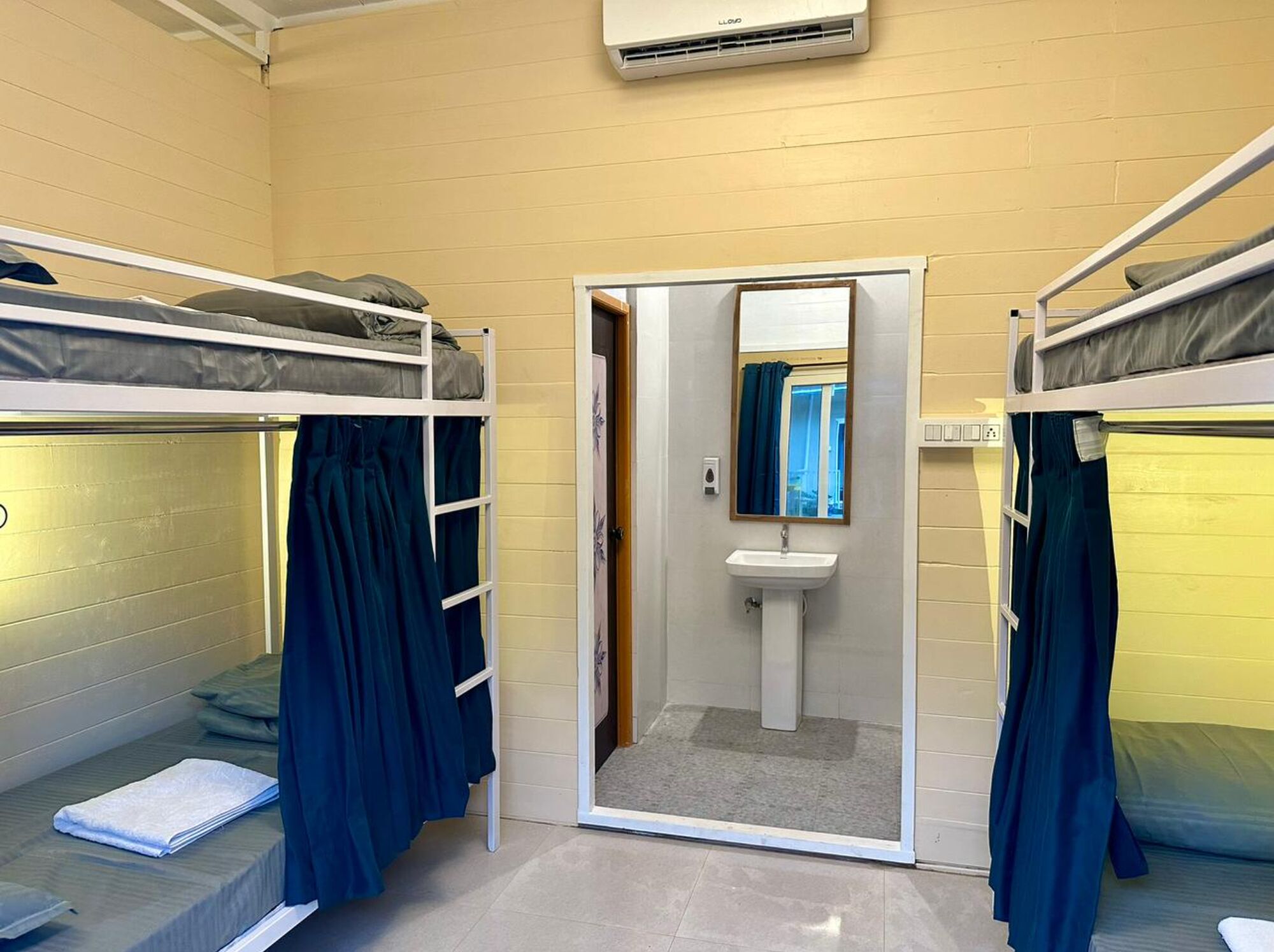 Sistema de insonorización y wifi gratis