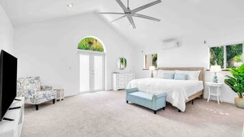 3 bedrooms, iron/ironing board, travel crib, WiFi