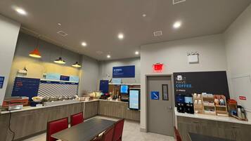 Free daily buffet breakfast