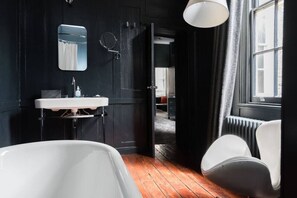 مجففات شعر، مناشف