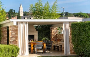 Outdoor dining - Villa Bincila Labinci (Porec)