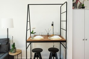 Apartment, Mehrere Betten | Speisen