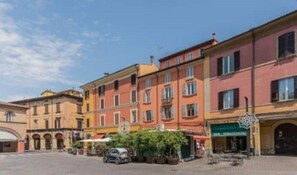 Exterior - Charming Home Towers-Roofs View (Bologna)