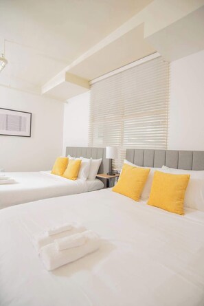 5 عدّة غرف نوم ومكتب ومكواة/لوح كي وواي فاي