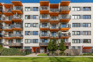 Exterior - Symboliczna Apartment Warsaw by Renters (Warsaw)