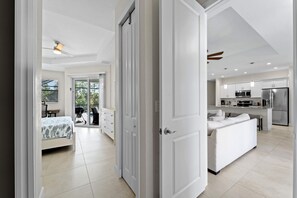 3 bedrooms, desk, iron/ironing board, WiFi - Modern Heated Pool Home Close To Downtown Shopping (North Port)