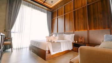 1 bedroom, minibar, in-room safe, individually decorated