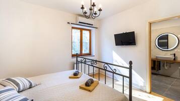 3 habitaciones, wifi gratis y ropa de cama